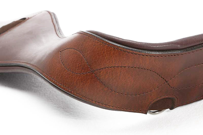 Sattelgurt braun aus geöltem Leder